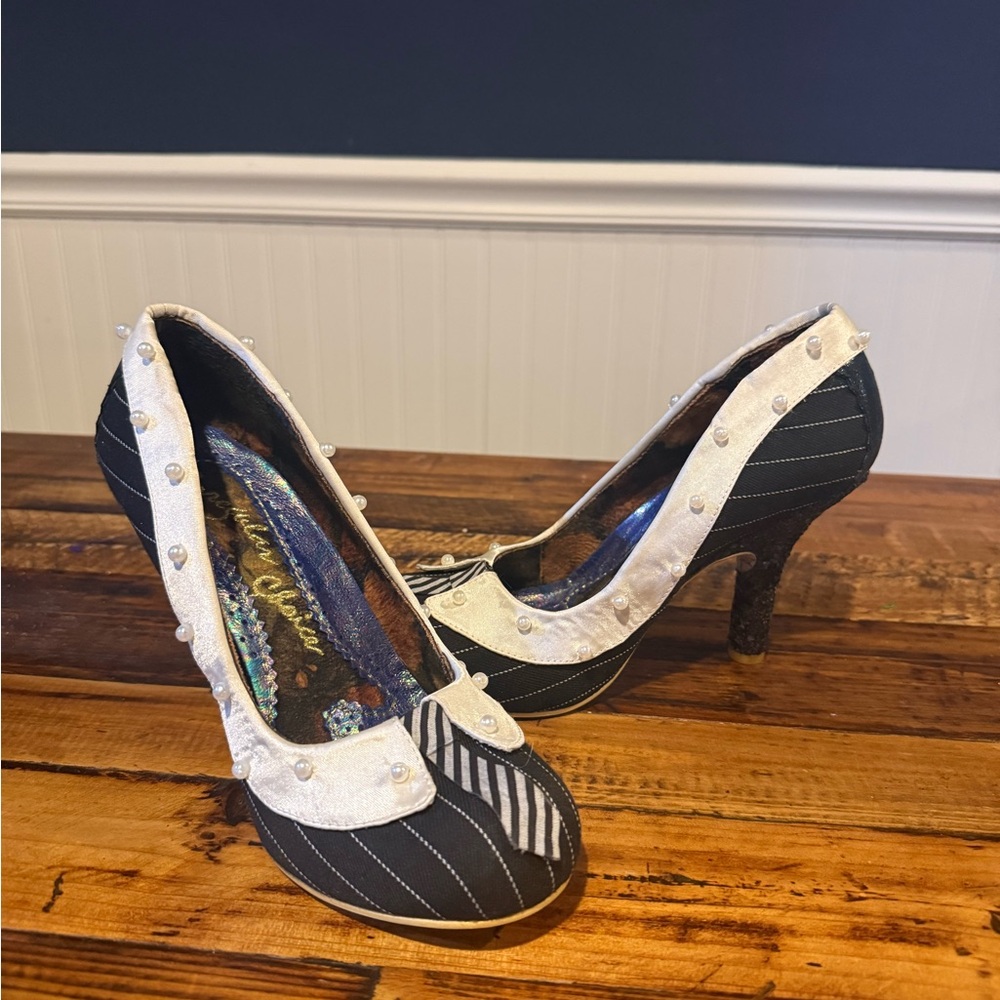 Irregular Choice Suits You Pinstripe with Tie Heel EU41/ US 10.5